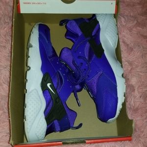 Indigo Burst/ white-black Hurache Run